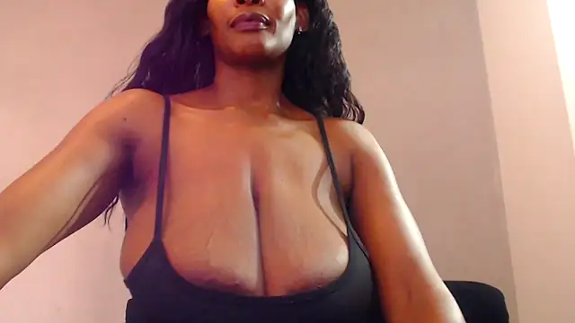 Snapshot of Silkytitss chatting on March 9, 2025, 9:57 am Silkytitss online show from March 9, 2025, 9:57 am