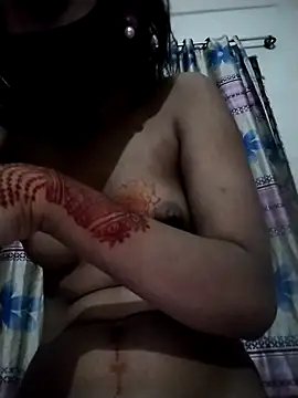 Snapshot of Nadia-2 chatting on October 24, 2025, 9:33 pm Nadia-2 online show from October 24, 2025, 9:33 pm