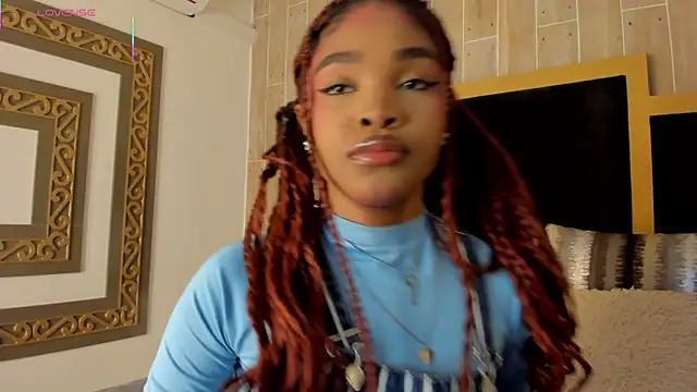 Snapshot of AriaFoster chatting on October 21, 2025, 11:16 pm AriaFoster online show from October 21, 2025, 11:16 pm