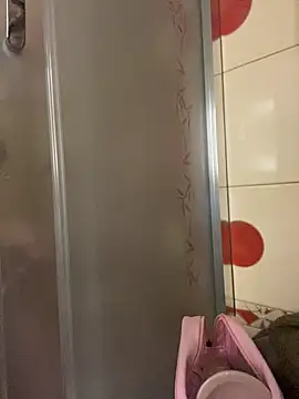 kotekxx000 online show from March 7, 2025, 6:22 pm