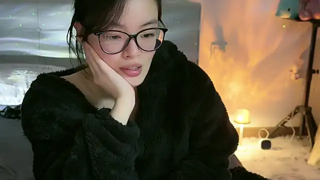 Fairy-HF online show from December 10, 2024, 3:22 pm