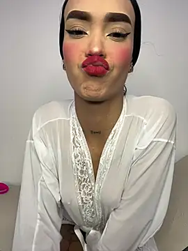 Exotic girl666 online show from May 24, 2026, 1:43 am