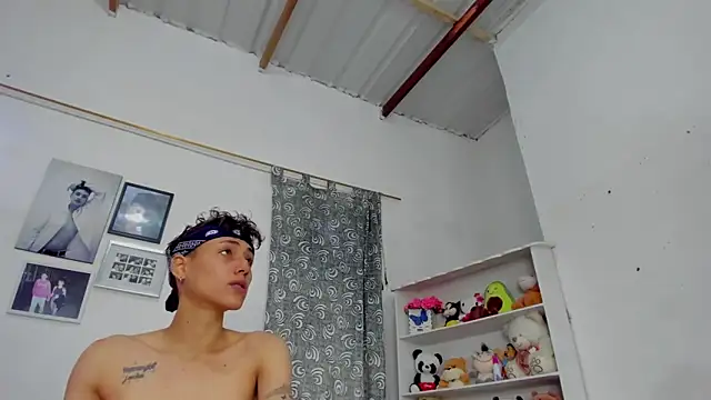 Snapshot of megan_100 chatting on February 18, 2026, 4:36 pm megan 100 online show from February 18, 2026, 4:36 pm