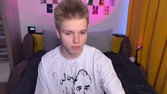 Snapshot of metratok chatting on January 12, 2026, 5:07 pm metratok online show from January 12, 2026, 5:07 pm