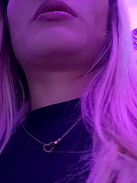 Snapshot of 911Calling chatting on December 1, 2025, 1:54 am 911Calling online show from December 1, 2025, 1:54 am