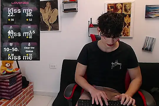 Angelo-cianuro- online show from October 12, 2025, 10:53 pm