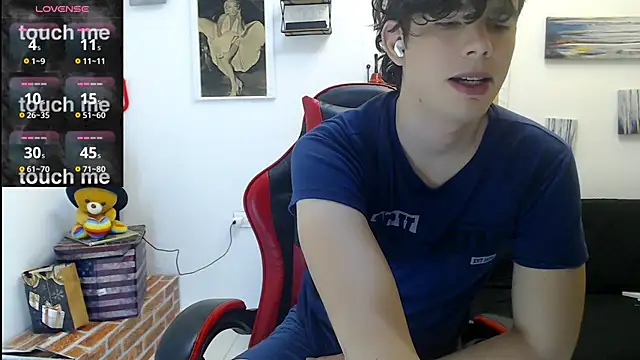 Angelo-cianuro- online show from January 12, 2026, 11:32 pm