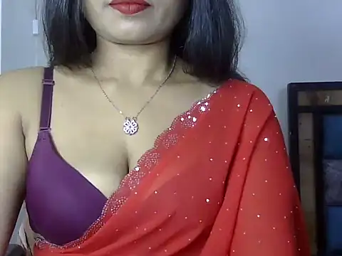 Hot indiangirl online show from November 18, 2025, 8:24 pm