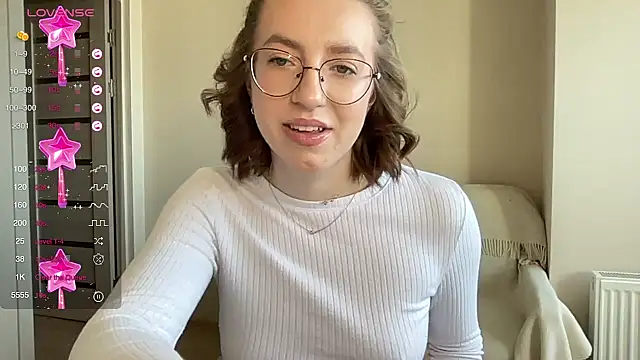 Snapshot of liins_wet chatting on February 16, 2025, 12:10 pm liins wet online show from February 16, 2025, 12:10 pm