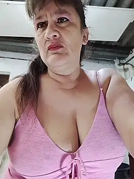 Snapshot of DirtyStefaniax chatting on January 15, 2026, 4:44 pm DirtyStefaniax online show from January 15, 2026, 4:44 pm