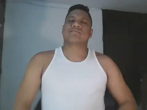 latinblack01 online show from November 17, 2025, 7:03 am