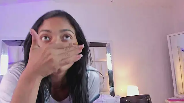 Snapshot of Alhana_pulido chatting on January 7, 2025, 9:25 pm Alhana pulido online show from January 7, 2025, 9:25 pm