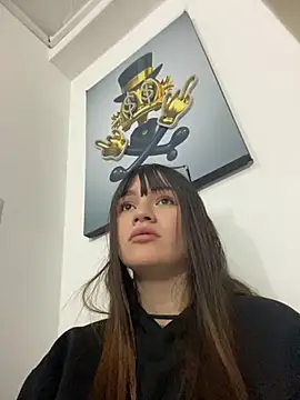 angel natural online show from November 4, 2025, 7:46 pm