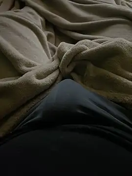 Snapshot of Hjsjsjsjjd chatting on February 4, 2026, 9:15 am Hjsjsjsjjd online show from February 4, 2026, 9:15 am