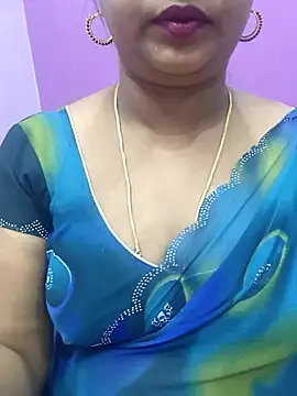 Snapshot of Vaishali90 chatting on February 14, 2025, 5:36 pm Vaishali90 online show from February 14, 2025, 5:36 pm