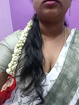 Snapshot of Vaishali90 chatting on March 13, 2025, 4:45 pm Vaishali90 online show from March 13, 2025, 4:45 pm