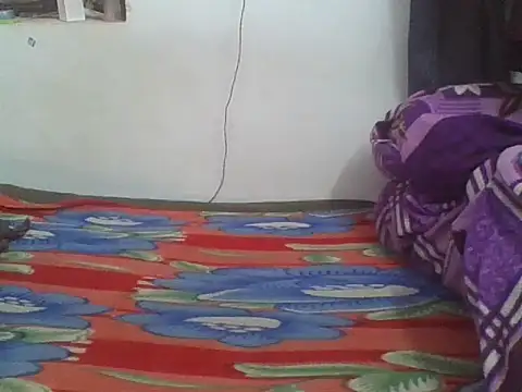 Snapshot of AuntyLover_BhabhiLover_ chatting on February 10, 2026, 11:58 am AuntyLover BhabhiLover online show from February 10, 2026, 11:58 am