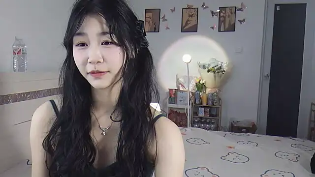 Luminous163 online show from March 20, 2025, 4:20 pm