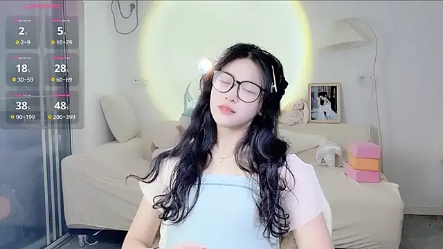 Luminous163 online show from October 15, 2025, 9:31 am