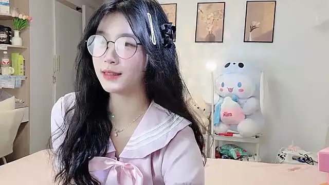 Luminous163 online show from November 2, 2025, 10:50 am