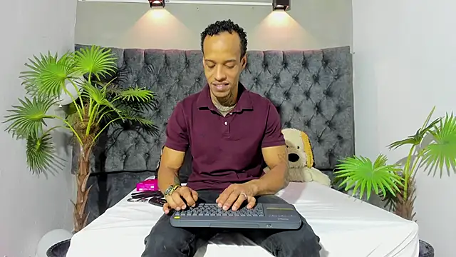 Salomon koude online show from June 1, 2026, 1:13 pm