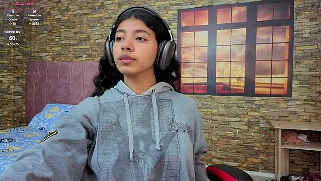 Snapshot of viktorya_xue chatting on October 20, 2025, 11:21 am viktorya xue online show from October 20, 2025, 11:21 am