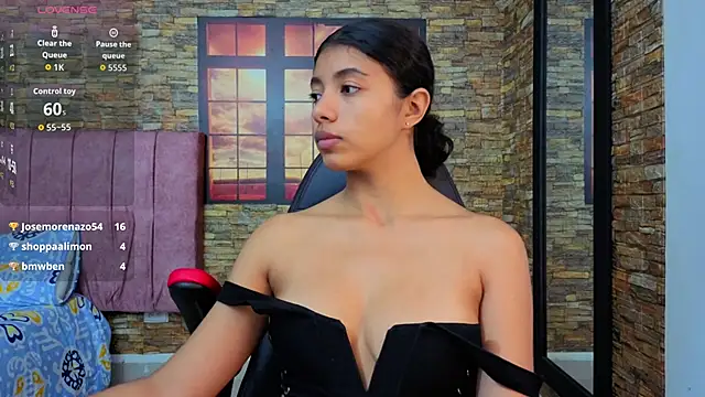 Snapshot of viktorya_xue chatting on November 12, 2025, 11:10 am viktorya xue online show from November 12, 2025, 11:10 am