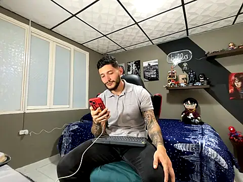 Snapshot of marcel_crawford96 chatting on October 14, 2025, 4:30 pm marcel crawford96 online show from October 14, 2025, 4:30 pm