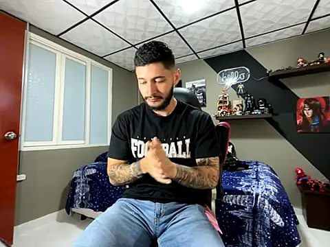 Snapshot of marcel_crawford96 chatting on October 26, 2025, 2:01 pm marcel crawford96 online show from October 26, 2025, 2:01 pm