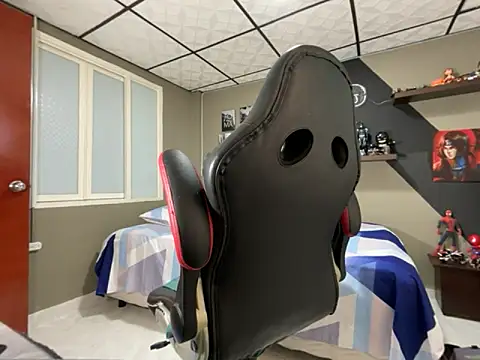 Snapshot of marcel_crawford96 chatting on November 26, 2025, 1:45 pm marcel crawford96 online show from November 26, 2025, 1:45 pm