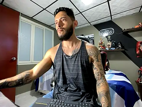 Snapshot of marcel_crawford96 chatting on November 30, 2025, 1:15 pm marcel crawford96 online show from November 30, 2025, 1:15 pm