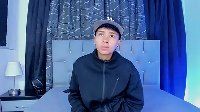 nova sex01 online show from March 2, 2025, 4:07 am