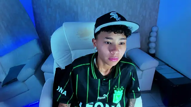 nova sex01 online show from September 18, 2025, 4:03 am