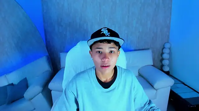 nova sex01 online show from October 2, 2025, 4:41 am