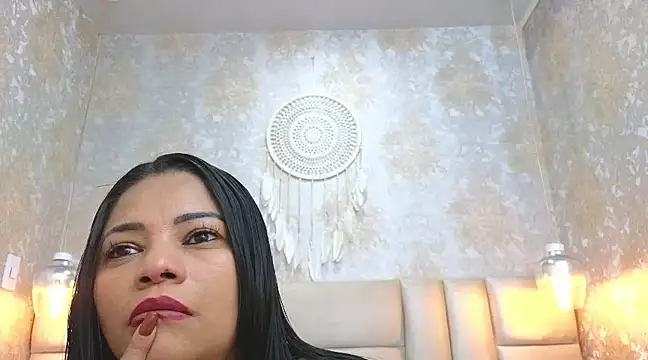 NahomiFireSex online show from March 15, 2025, 3:29 am