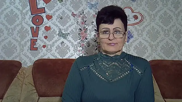 Snapshot of PaulaGolden chatting on February 5, 2026, 6:23 pm PaulaGolden online show from February 5, 2026, 6:23 pm