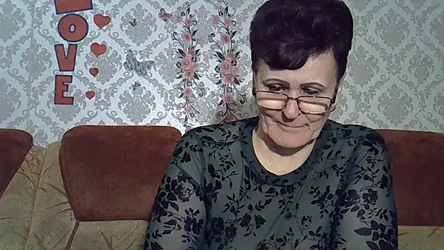 Snapshot of PaulaGolden chatting on February 27, 2026, 5:24 pm PaulaGolden online show from February 27, 2026, 5:24 pm
