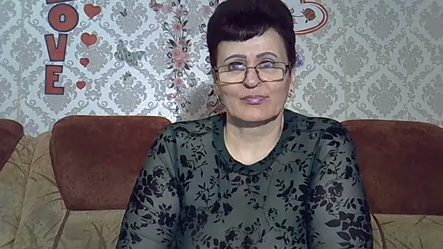 Snapshot of PaulaGolden chatting on March 8, 2026, 11:14 am PaulaGolden online show from March 8, 2026, 11:14 am
