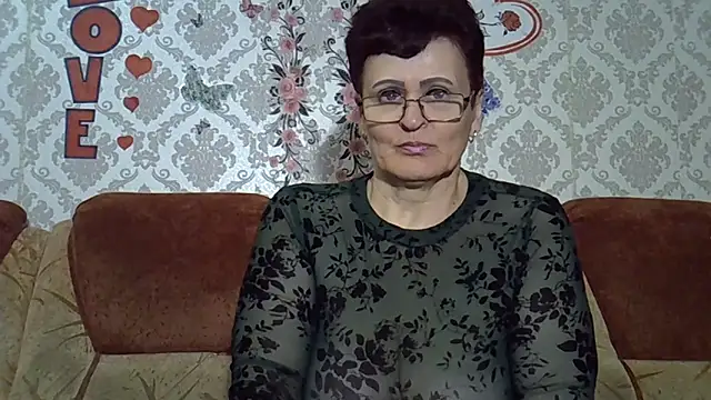 Snapshot of PaulaGolden chatting on March 11, 2026, 5:19 pm PaulaGolden online show from March 11, 2026, 5:19 pm