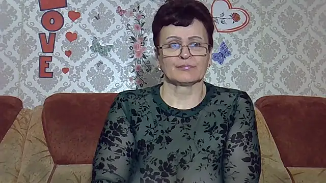 Snapshot of PaulaGolden chatting on March 12, 2026, 12:00 pm PaulaGolden online show from March 12, 2026, 12:00 pm