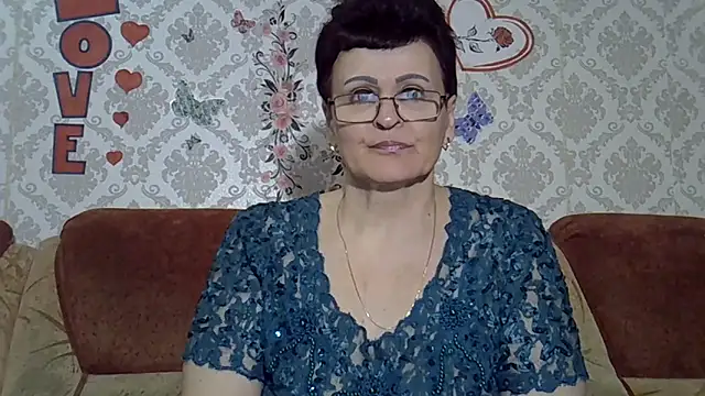 Snapshot of PaulaGolden chatting on March 23, 2026, 12:09 pm PaulaGolden online show from March 23, 2026, 12:09 pm