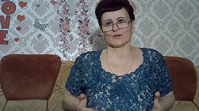 Snapshot of PaulaGolden chatting on March 24, 2026, 12:15 am PaulaGolden online show from March 24, 2026, 12:15 am
