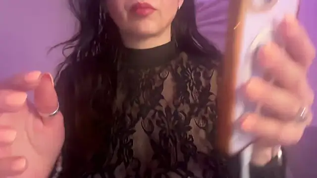 Snapshot of Serena_4you chatting on April 3, 2026, 11:14 pm Serena 4you online show from April 3, 2026, 11:14 pm