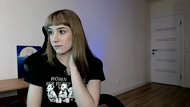 Princess Shy    online show from March 11, 2025, 2:18 pm