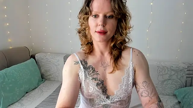 AngelikaBurn online show from May 29, 2026, 1:20 pm