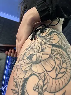 Sophie LS online show from January 8, 2026, 2:08 pm