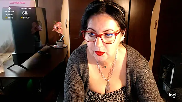 exymilf  online show from October 16, 2025, 9:43 am