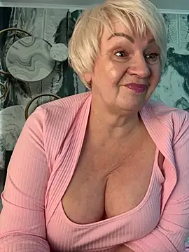 Snapshot of Laura_Millf chatting on February 26, 2026, 11:42 am Laura Millf online show from February 26, 2026, 11:42 am