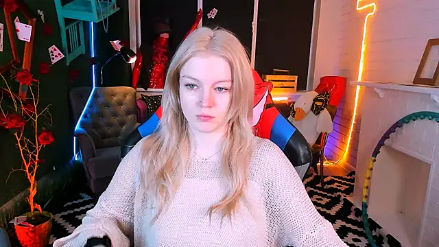 GraceGlamour online show from February 13, 2025, 5:16 am