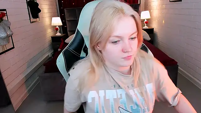 GraceGlamour online show from March 13, 2025, 8:15 am